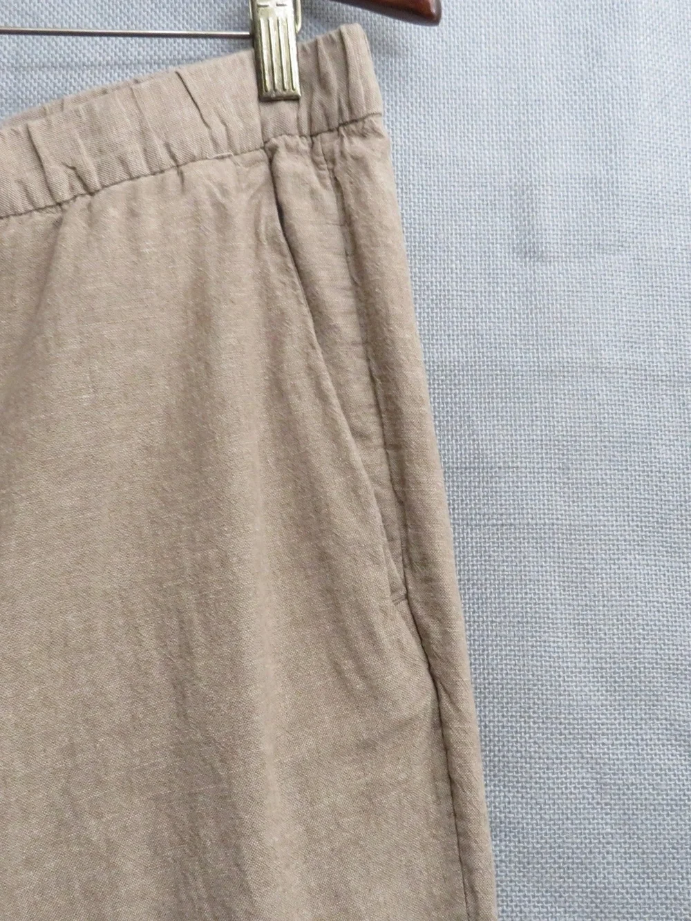 H&M Men's Drawstring Chinos in Light Taupe